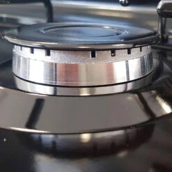 MPM Cuisinière à Gaz Portable Pour Le Camping Avec 3 Feux Couvercle Smile -Camping Soldes Magasin cuisiniere a gaz portable pour le camping avec 3 feux couvercle smile 4