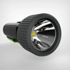 Lampe Torche Autonome étanche - DYNAMO 300 WP Noire - 35 Lumens -Camping Soldes Magasin lampe torche autonome etanche dynamo 300 wp noire 35 lumens 5